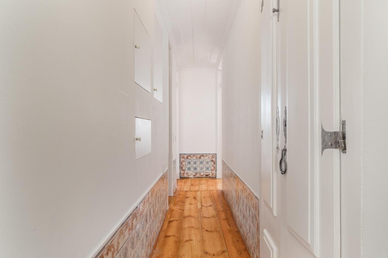 Casa Boma Lisboa - Typical And Spacious Apartment - Lapa II Extérieur photo